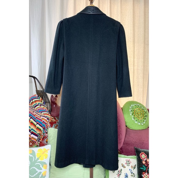 80s Wool Leather Trimmed Coat - Picture 9 of 10